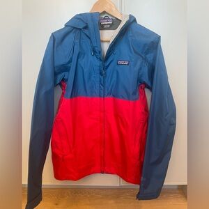 XS PATAGONIA Torrentshell Rain Jacket